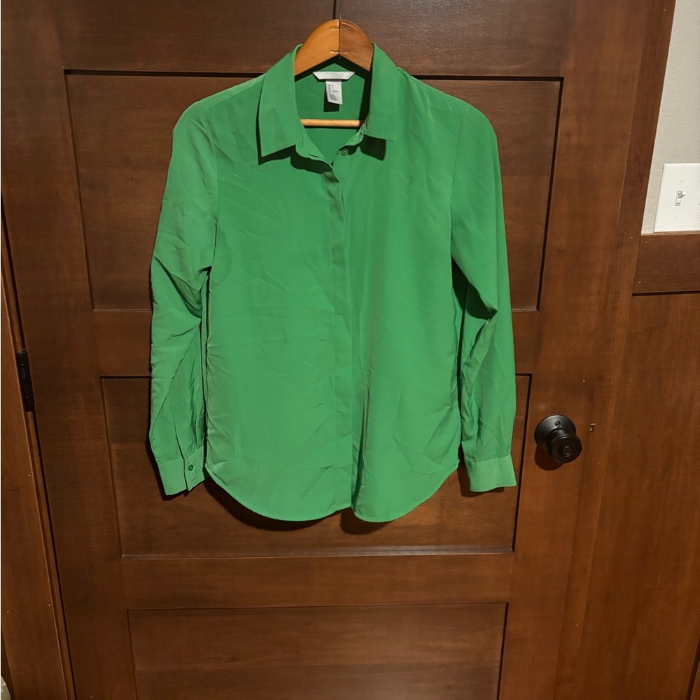 H&M Vibrant Green Casual Button Down Shirt